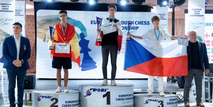 Jakub Seaman, jucător de șah din Zabrze, a câștigat aurul la Campionatul European U16 – Zabrze